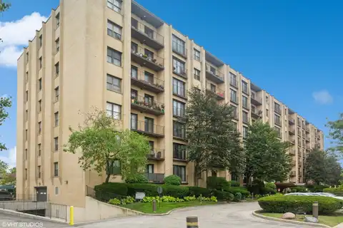 4601 W Touhy Avenue, Lincolnwood, IL 60712