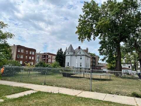 306 N Mayfield Avenue, Chicago, IL 60644