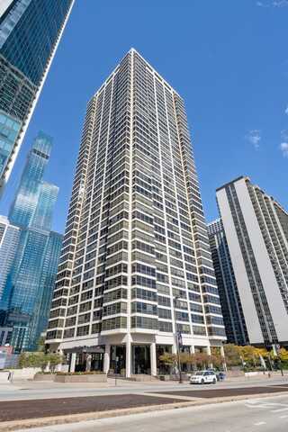 360 E Randolph Street, Chicago, IL 60601