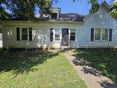 302 N 1st Street, Oakford, IL 62673