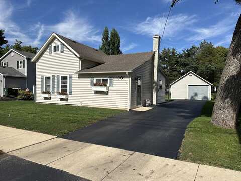 90 Polk Street, Oswego, IL 60543