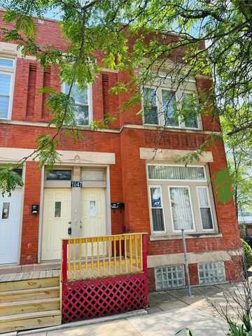 1047 S Oakley Boulevard, Chicago, IL 60612