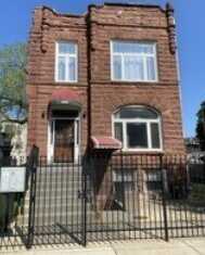 4829 S Saint Lawrence Avenue, Chicago, IL 60615