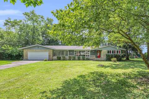 28 Lange Avenue, Savoy, IL 61874