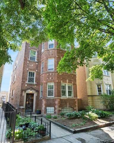 5507 N Artesian Avenue, Chicago, IL 60625