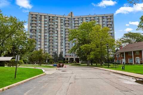 40 N TOWER Road, Oak Brook, IL 60523