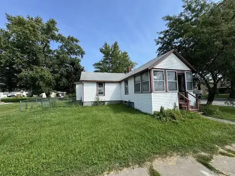 100 6th Street, Mendota, IL 61342