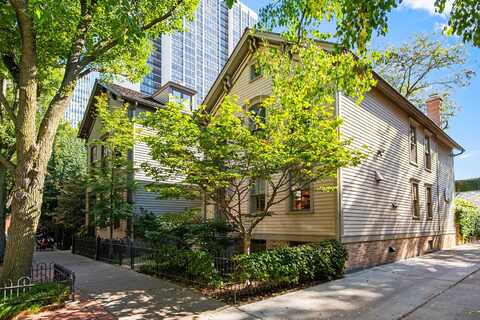 229 W EUGENIE Street, Chicago, IL 60614