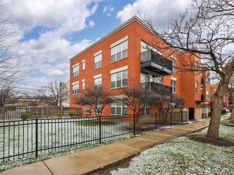 2238 W Maypole Avenue, Chicago, IL 60612