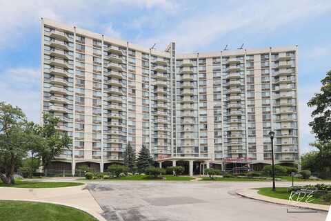 40 N Tower Road, Oak Brook, IL 60523