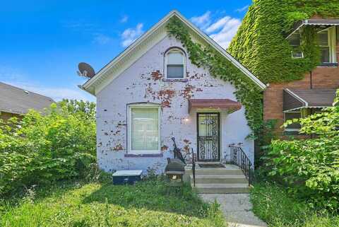 432 N Lawndale Avenue, Chicago, IL 60624