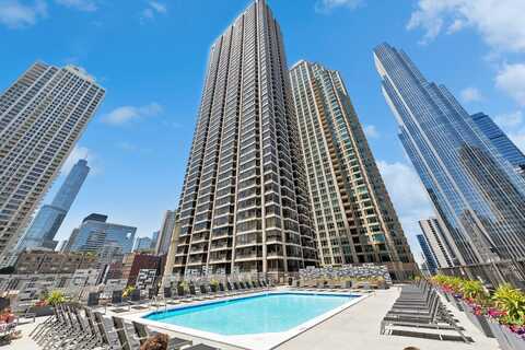 30 E Huron Street, Chicago, IL 60611