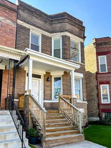 7214 S Saint Lawrence Avenue, Chicago, IL 60619