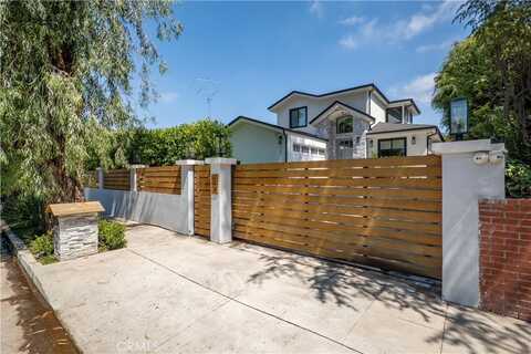 22121 Providencia Street, Woodland Hills, CA 91364