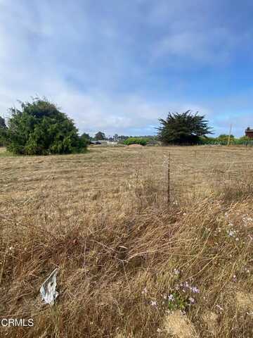 860 Hazelwood Street, Fort Bragg, CA 95437