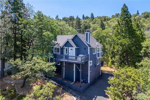 28833 Manitoba Drive, Lake Arrowhead, CA 92352