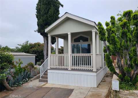 1045 E Vista Way, Vista, CA 92084