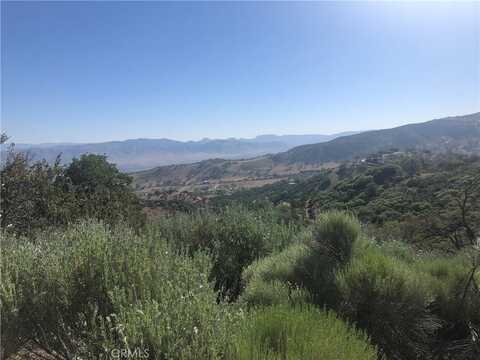 17450 Matterhorn Drive, Tehachapi, CA 93561