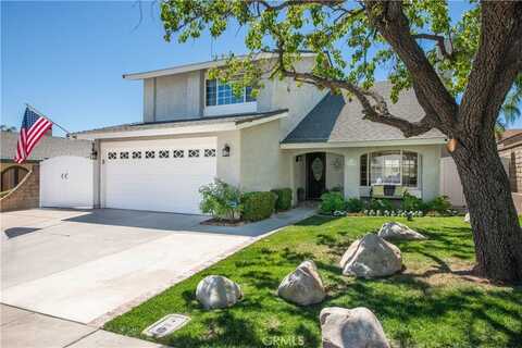 21630 Nutmeg Lane, Saugus, CA 91350