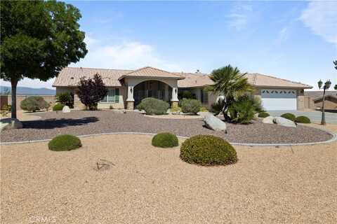 12538 Overlook Road, Apple Valley, CA 92308