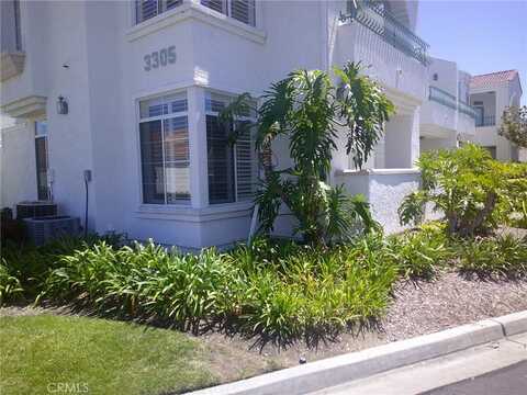 3305 Genoa Way, Oceanside, CA 92056