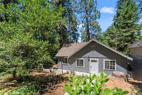 760 Big Oak Road, Crestline, CA 92325