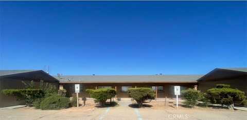 10747 Kiowa Road, Apple Valley, CA 92308