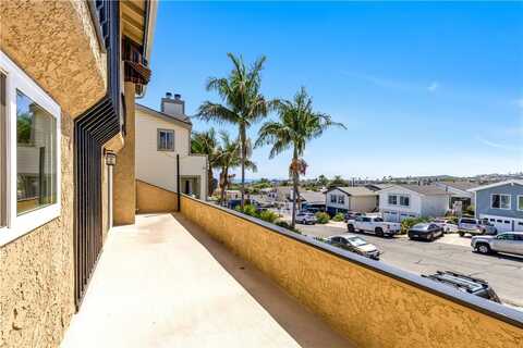 33892 Copper Lantern Street, Dana Point, CA 92629