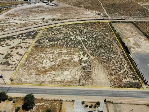 10325 Highland Avenue, Lucerne Valley, CA 92356