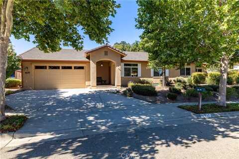 607 Navajo Avenue, Paso Robles, CA 93446