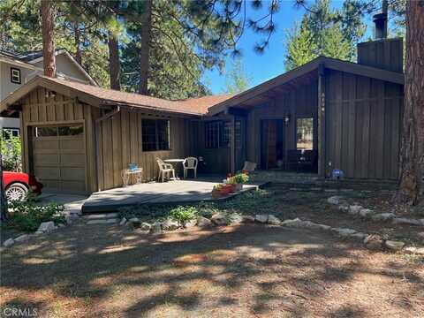 31087 Wild Oak Drive, Running Springs, CA 92382