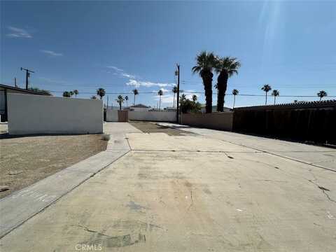 32060 Oakland, Thousand Palms, CA 92276