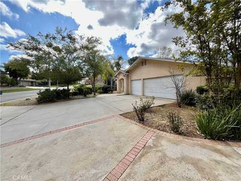 1294 Muirfield Road, Riverside, CA 92506