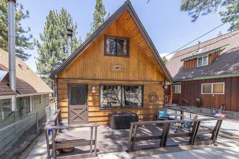 435 W Sherwood Boulevard, Big Bear City, CA 92314