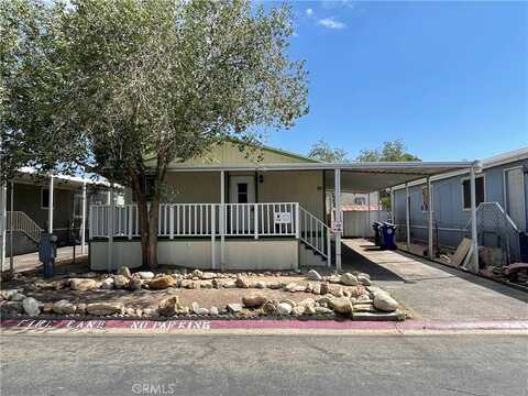 22838 Bear Valley Road, Apple Valley, CA 92308