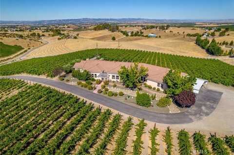 6172 Hawk Ridge Place, Paso Robles, CA 93446