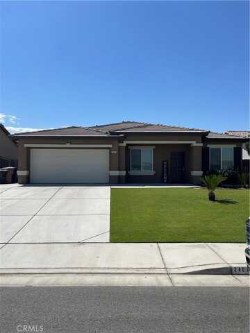 2401 Donnalynn Street, Bakersfield, CA 93313