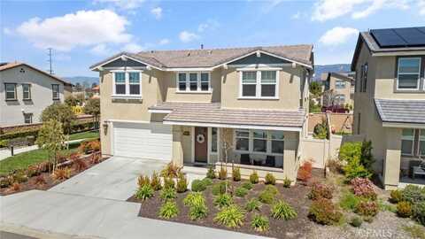 2118 Stone Gate Pl, Mentone, CA 92359