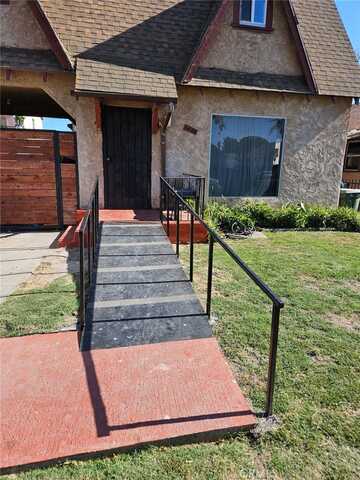 1438 W 69th Street, Los Angeles, CA 90047