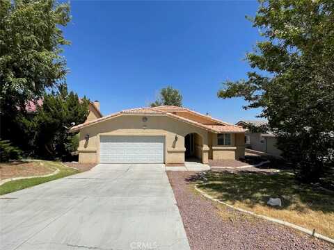 13055 Yellowstone Avenue, Victorville, CA 92395