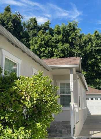 1844 Fox Hills Drive, Westwood, CA 90025