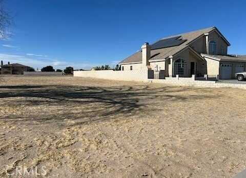 14298 Rivers Edge Road, Helendale, CA 92342