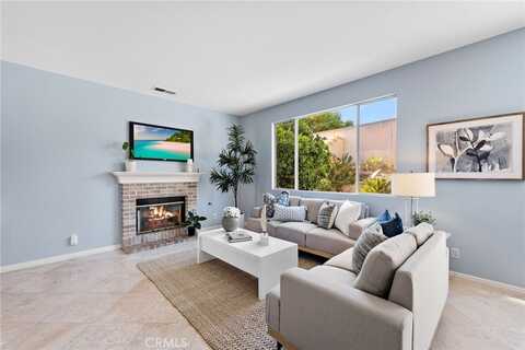 17 Calle San Luis Rey, Rancho Santa Margarita, CA 92688