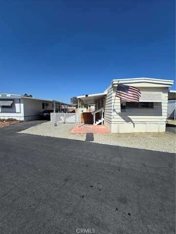 332 N Lyon Avenue, Hemet, CA 92543