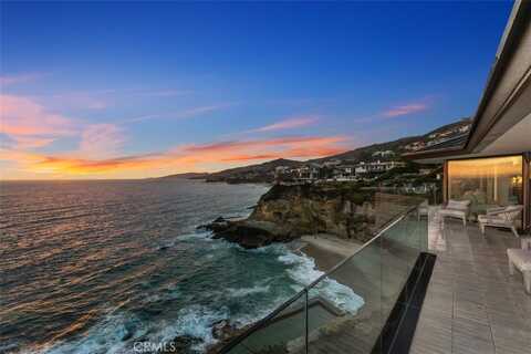 32 N La Senda Drive, Laguna Beach, CA 92651