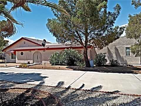 15550 El Centro Street, Hesperia, CA 92345