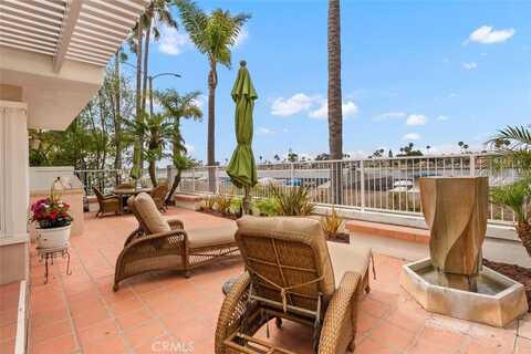 5564 Spinnaker Bay Drive, Long Beach, CA 90803