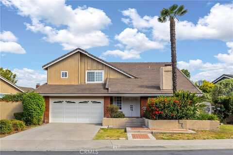 23 Deerwood E, Irvine, CA 92604