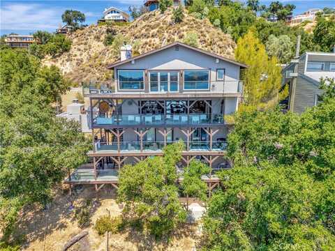 2880 Lands End Road, Bradley, CA 93426