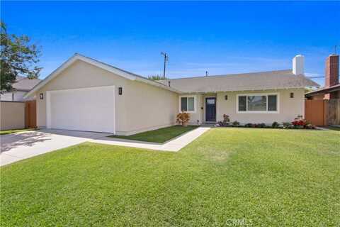 4782 Scenario Drive, Huntington Beach, CA 92649